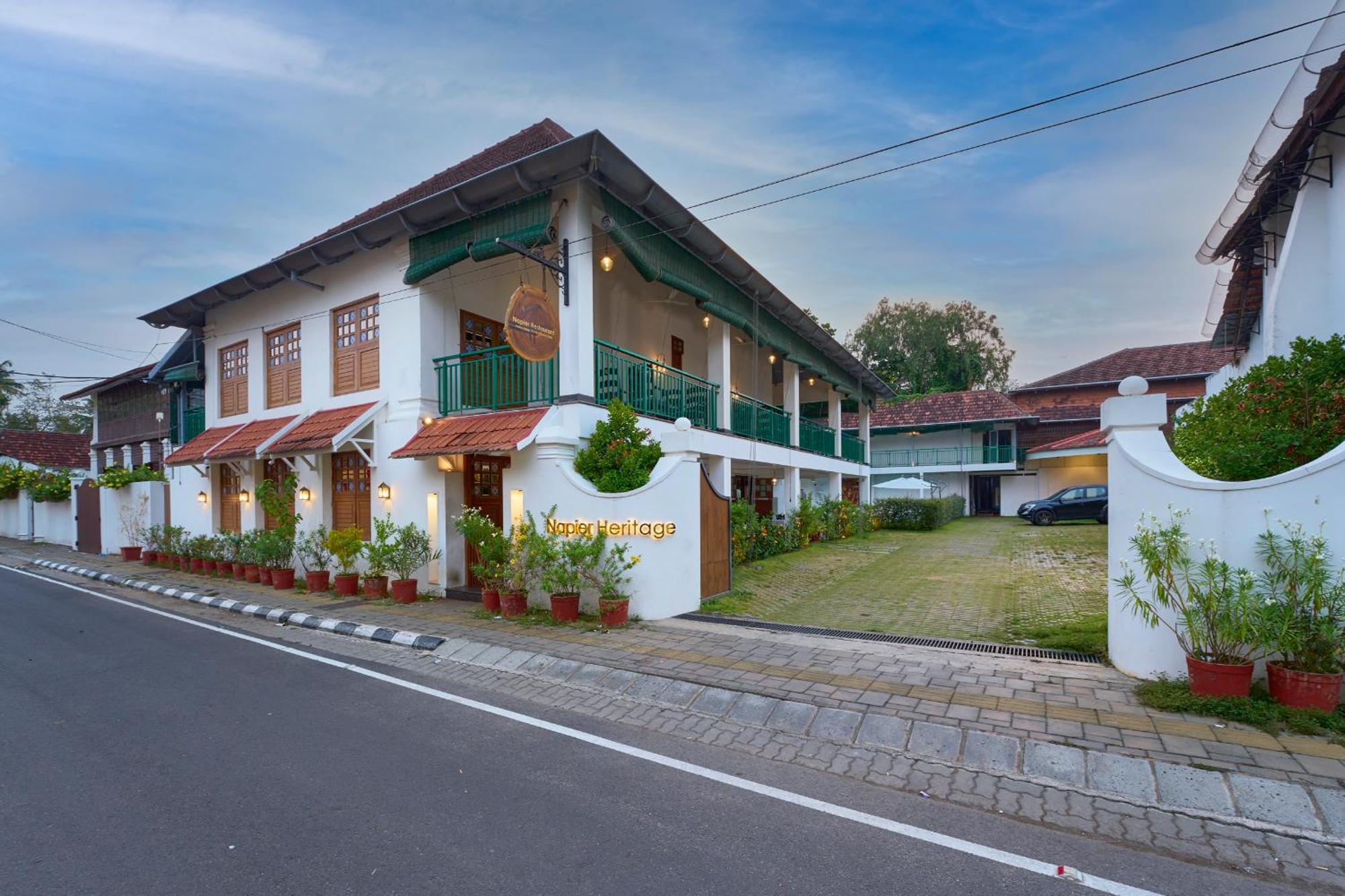 Napier Heritage By Velvet Hotels Kochi Bagian luar foto